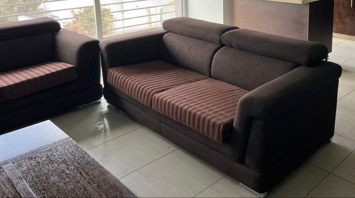 2 Sofas. 3 seater & 2 seater